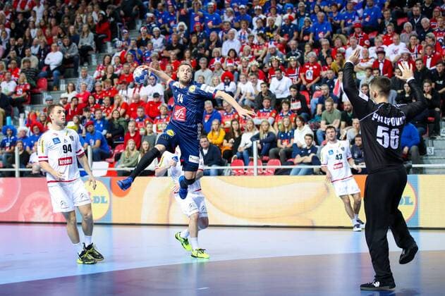 HANDBALL - EHF EURO 2018, AUT vs FRA POREC,CROATIA,14.JAN.18 - HANDBALL - EHF European Championship EM Europameisterschaft group stage, Austria vs France. Image shows Kentin Mahe (FRA) and Kristian Pilipovic (AUT). GEPAxpictures xMaticxKlansek