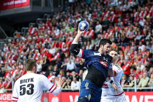 HANDBALL - EHF EURO 2018, AUT vs FRA POREC,CROATIA,14.JAN.18 - HANDBALL - EHF European Championship EM Europameisterschaft group stage, Austria vs France. Image shows Nicolas Tournat (FRA) and Lukas Herburger (AUT). GEPAxpictures xMaticxKlansek