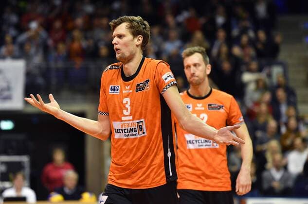 Robert Kromm BR volleys Paul Carroll BR disappointed volleys BR volleys Berlin SWD rear powervolleys Düren German volleyball league season 2017 2018 men men men men volleyball Germany Germany Max Schmeling Halle Berlin 14 1 2018