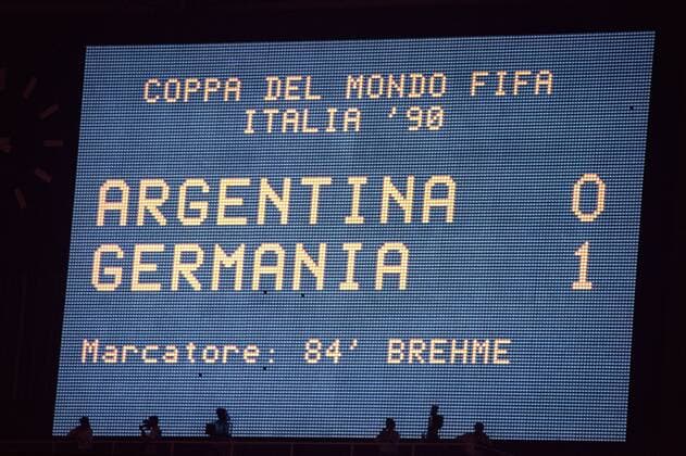STADIO OLIMPICO, TABELLONE RISULTATO FINALE MONDIALI ITALIA 1990 GERMANIA OVEST-ARGENTINA 1-0 FINALE