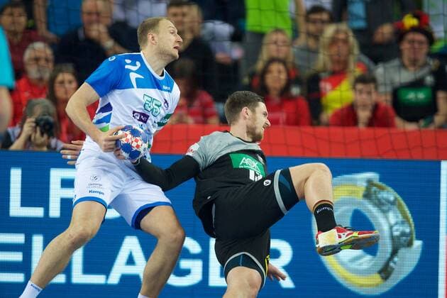 Handball Zagreb 15 01 2018 Championship men s men euro Championships preliminary round Slovenia SLO Germany GER Hendrik Padmore Germany no. 13 Ziga Mlakar Slovenia no. 55