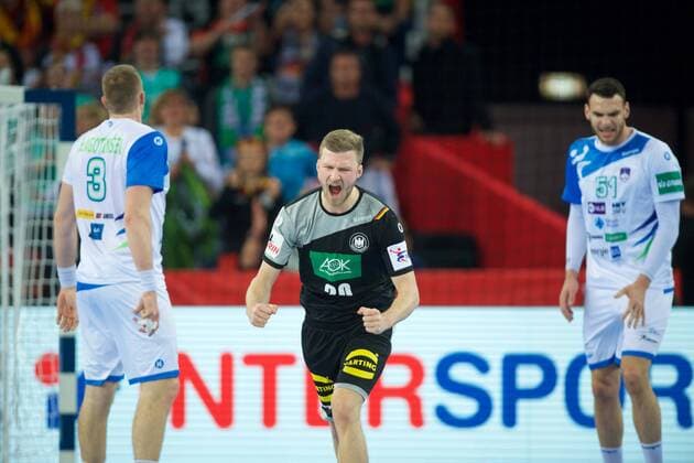 Handball Zagreb 15 01 2018 Championship men s men euro Championships preliminary round Slovenia SLO Germany GER Philipp Weber Germany no. 20 cheers