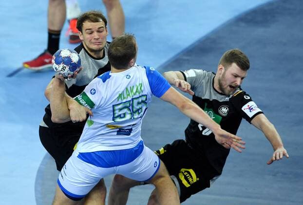 European Handball Championship, Group C, 2nd Round, Slovenia - Germany 15.01.2018., Croatia, Arena, Zagreb - European Handball Championship, Group C, 2nd Round, Slovenia - Germany. MLAKAR Ziga , WEBER Philipp  MarkoxLukunic PIXSELL
