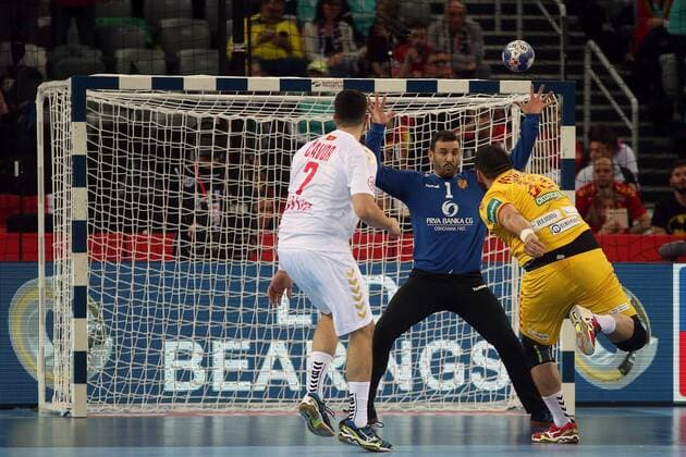 Handball, EM, Montenegro - Mazedonien European Handball Championship, Group C, 2nd Round, Montenegro - Macedonia 15.01.2018., Croatia, Arena, Zagreb - European Handball Championship, Group C, 2nd Round, Montenegro - Macedonia. Mitrevski Nikola DaliborxUrukalovic PIXSELL