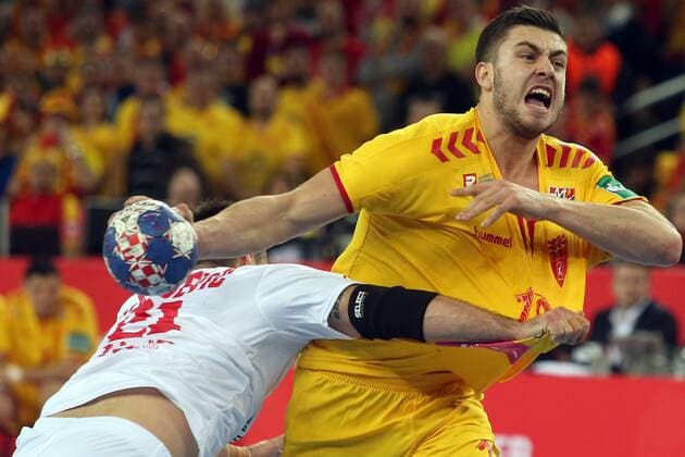 Handball, EM, Montenegro - Mazedonien European Handball Championship, Group C, 2nd Round, Montenegro - Macedonia 15.01.2018., Croatia, Arena, Zagreb - European Handball Championship, Group C, 2nd Round, Montenegro - Macedonia. Kuzmanovski Filip DaliborxUrukalovic PIXSELL