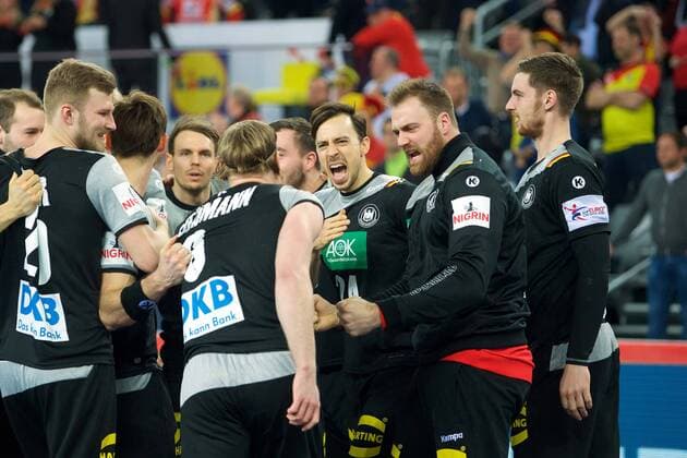 Handball Zagreb 15 01 2018 Championship men s men euro Championships preliminary round Slovenia SLO Germany GER cheers over the seven-meter to 25 turned 25 full time through Tobias Reichmann Germany no. 09 Patrick Groetzki Germany no. 24 Andreas Wolff Germany TW No. 33 Hendrik Padmore Germany no. 13 Philipp Weber Germany no. 20