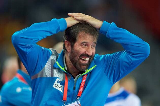 Handball Zagreb 15 01 2018 Championship men s men euro Championships preliminary round Slovenia SLO Germany GER Veselin Vujovic Slovenia coach
