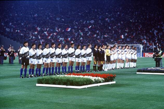 SQUADRE SCHIERATE INNO NAZIONALE CAMPIONATI MONDIALI ITALIA 1990 ITALIA-USA 1-0