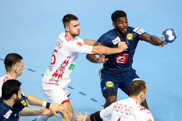 HANDBALL - EHF EURO 2018, FRA vs BLR POREC,CROATIA,16.JAN.18 - HANDBALL - EHF European Championship EM Europameisterschaft group stage, France vs Belarus. Image shows Vadim Gayduchenko (BLR). GEPAxpictures xMaticxKlansek