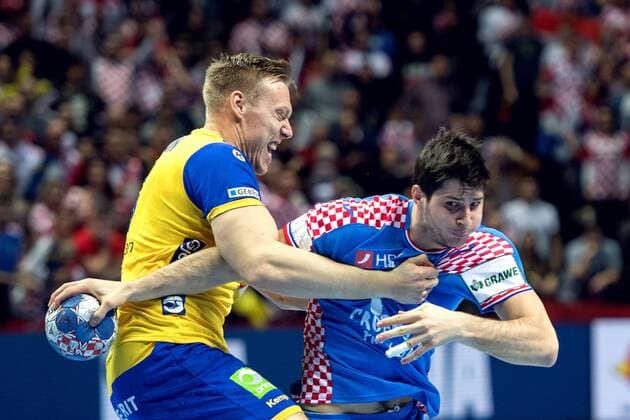 180116 Sweden s Fredric P and Croatia s Marko Mamic during handball match between Croatia and Sweden during Handball CHAMPIONSHIPS on 16 January 2018 2018 in Split  Copyright: LUDVIGxTHUNMAN BB180116LT036