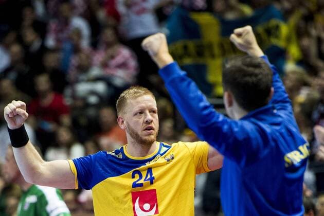 180116 Sweden s Jim gottfridsson exults in the handball match between Croatia and Sweden during Handball CHAMPIONSHIPS on 16 January 2018 2018 in Split  Copyright: LUDVIGxTHUNMAN BB180116LT046
