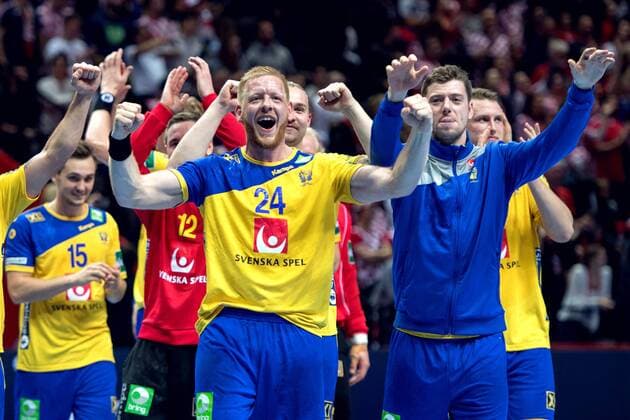 180116 Sweden s Jim gottfridsson exults with teammates after the handball match between Croatia and Sweden during Handball CHAMPIONSHIPS on 16 January 2018 2018 in Split  Copyright: LUDVIGxTHUNMAN BB180116LT062