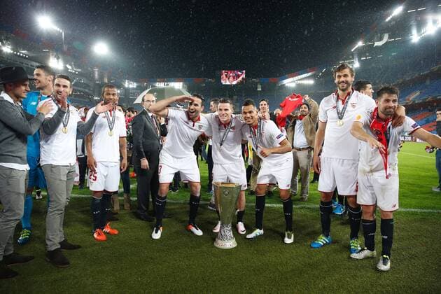 Sevilla team group Mannschaftsbild Totale (Sevilla), MAY 18, 2016 - Football Soccer : Sevilla team group celebrate after winning UEFA Europa League Final match between Liverpool FC 1-3 Sevilla FC at the St. Jakob-Park in Basel, Switzerland. Noxthirdxpartyxsales  (heha041489)