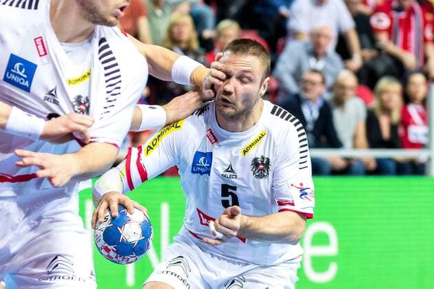 16 01 2018 Zatika Sports Centre Porec CRO EHF European Championship men s Austria vs Norway Group B in the image of Vytautas Ziura AUT during the preliminary round group B match of the EHF men s handball European Championship between Austria and Norway at the Zatika Sports Centre in Porec Croatia on 2017 05 12 Porec  EX_PUC