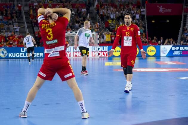 Dejan Manaskov Nr 3 Macedonia and Filip Mirkulovski Nr 13 Macedonia after a failed throw on empty German goal Germany Macedonia preliminary handball EHF euro 2018 17 01 18 Zagreb Croatia Zagreb arena Copyright: xAgentur54Gradx xFelixxKoenigx
