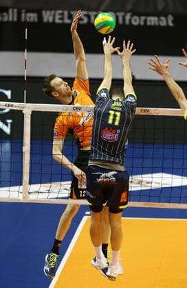 Paul Carroll in the attack Luka basic sports volleyball CEV CL Champions League men s season 2017 2018 17 01 2018 BR volleys Berlin BRV vs spacers Toulouse
