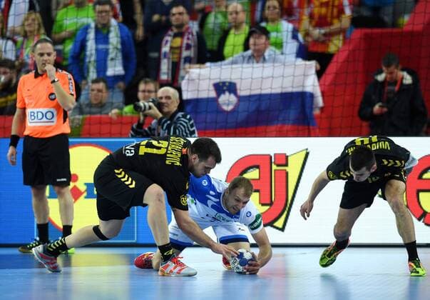 European Handball Championship, Group C, 3rd round, Montenegro - Slovenia 17.01.2018., Arena Zagreb, Zagreb, Croatia - 2018 European Men s Handball Championship, Group C, 3rd round, Montenegro - Slovenia. Vasko Sevaljevic, Ziga Mlakar MarkoxLukunic PIXSELL