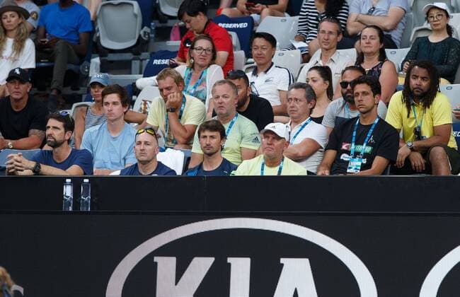 ALEXANDER ZVEREV team in the player box front left front row physiotherapist Hugo Gravil behind it in the blue tshirt Arthur Kaziev fitness trainer Jez Green coach Juan Carlos Ferrero father Alexander Zverev behind Manager Patricio Apey and player in the black tshirt MARCELO MELO BRA and quite ex BVB Tennis Australian football player Patrick Owomoyela open 2018 Grand Slam ATP WTA Melbourne Park Melbourne Victoria Australia 18 January 2018 Copyright: xJuergenxHasenkopfx