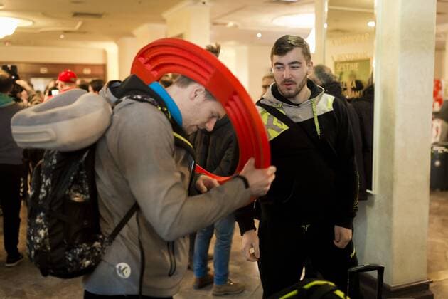 Tobias Reichmann nr 9 Germany and Jannik of Kanna Nr 48 Germany at the departure check-out of the German national team after Varazdin round handball EHF euro 2018 18 01 18 Zagreb Zagreb Croatia arena Copyright: xAgentur54Gradx xFelixxKoenigx