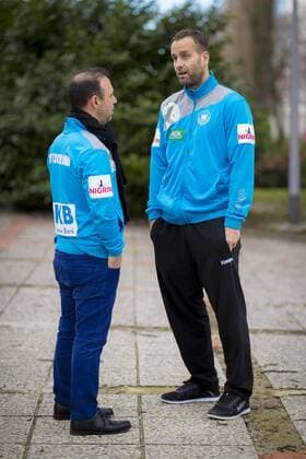 Bob Hanning and goalkeeper Silvio Hamad Nr 12 Germany at the departure departure of the German national team after Varazdin round handball EHF euro 2018 18 01 18 Zagreb Croatia Zagreb arena Copyright: xAgentur54Gradx xFelixxKoenigx