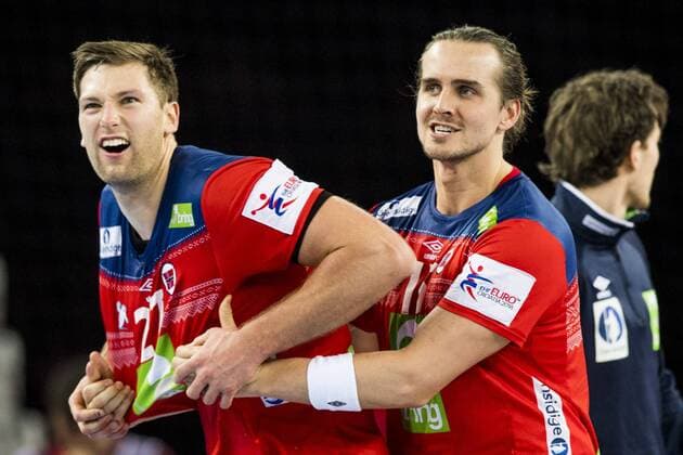 180118 Norway s Harald Reinkind and Kent Robin T ¿nnesen exults after winning the handball match between Serbia and Norway during Handball CHAMPIONSHIPS on 18 January 2018 2018 in Zagreb  Copyright: LUDVIGxTHUNMAN BB180118LT104