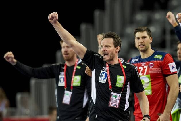 180118 Norway s national coach Christian Berge exults in the handball match between Serbia and Norway during Handball CHAMPIONSHIPS on 18 January 2018 2018 in Zagreb  Copyright: LUDVIGxTHUNMAN BB180118LT165