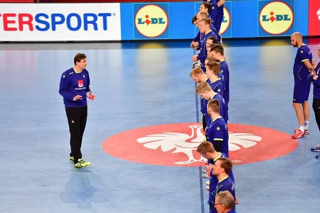 180119 Sweden s assistant coach Martin Boquist during a training session with Sweden s national team handball Handball CHAMPIONSHIPS on 19 January 2018 2018 in Zagreb  Copyright: LUDVIGxTHUNMAN BB180119LT060