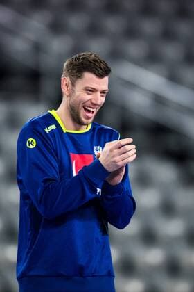 180119 Sweden s Niclas E during a training session with Sweden s national team handball Handball CHAMPIONSHIPS on 19 January 2018 2018 in Zagreb  Copyright: LUDVIGxTHUNMAN BB180119LT073