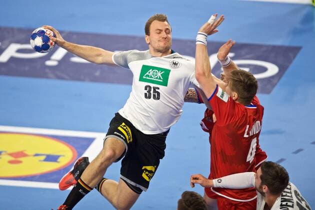 Handball Varazdin 19 01 2018 Championship men s men euro Championships second round Germany Czech Republic CZE Julius Kühn GER Germany no. 35 Kühn Kuhn LANDA Jan Czech Republic No. 04