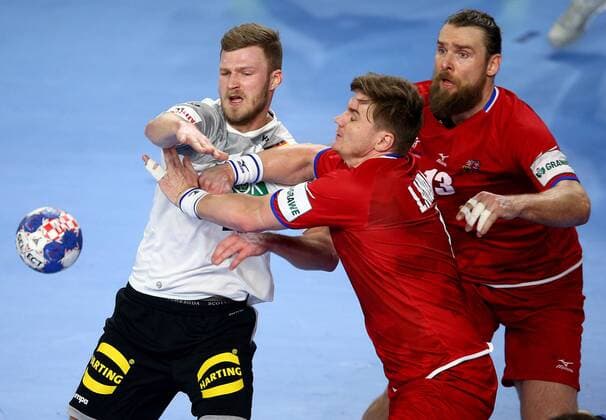 European Handball Championship, Group II, 1th round Germany vs. Czech Republic 19.01.2018., Varazdin Arena, Varazdin, Croatia - 2018 European Men s Handball Championship, Group II, 1th round Germany vs. Czech Republic. Philipp Weber, Pavel Horak.  IgorxKralj PIXSELL