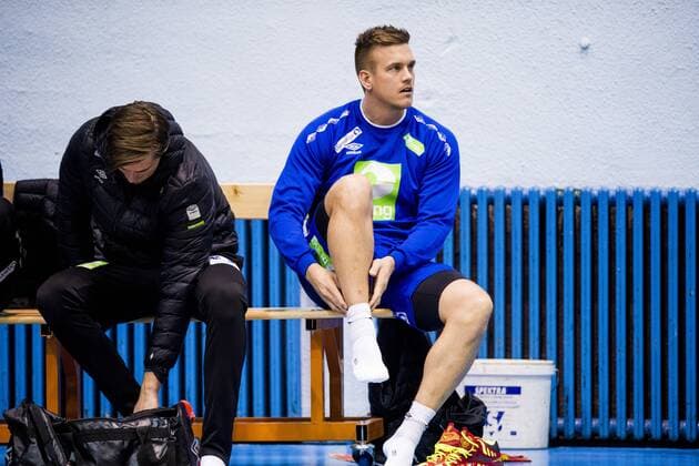 180119 Espen Lie Hansen during a workout with the Norwegian national handball team in the handball EUROPEAN CHAMPIONSHIP on 19 January 2018 2018 in Zagreb  Copyright: LUDVIGxTHUNMAN BB180119LT163