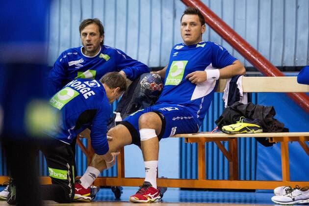 180119 Joakim Hykkerud is examined during a workout with the Norwegian national handball team in the handball EUROPEAN CHAMPIONSHIP on 19 January 2018 2018 in Zagreb  Copyright: LUDVIGxTHUNMAN BB180119LT171