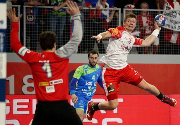 European Handball Championship, Group II, 1th round Slovenia vs. Denmark 19.01.2018., Varazdin Arena, Varazdin, Croatia - 2018 European Men s Handball Championship, Group II, 1th round Slovenia vs. Denmark. Lasse Svan Hansen.  IgorxKralj PIXSELL