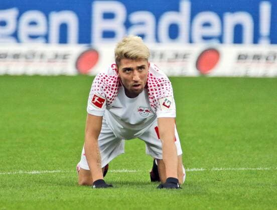 At the bottom of Kevin Kampl Leipzig 1 BL 17 18 19 match day SC Freiburg vs RB Leipzig Freiburg Copyright: xHahnex Eibner-Pressefotox EP_joha