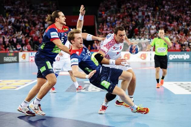 180120 Norway s Kristian Bjornsen falls in battle with Croatia s Igor Vori during handball match between Croatia and Norway during Handball CHAMPIONSHIPS on January 20, 2018 2018 in Zagreb  Copyright: LUDVIGxTHUNMAN BB180120LT142