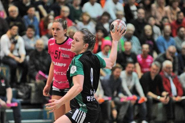 Julia Wallis VfL Oldenburg 9 Analsex Metzingen handball League match 20 01 2018 photo TBaur EIBNER Metzingen Copyright: xEIBNER Tobias_Baurx EP_TBR