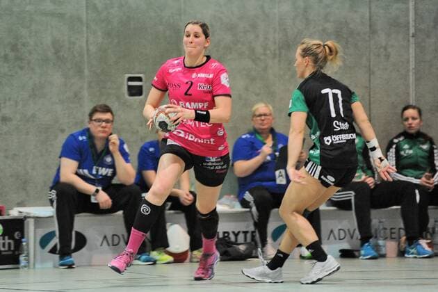 Marlene Zapf chicks Metzingen 2 against Malene Staal VfL Oldenburg 77 babes Metzingen handball League match 20 01 2018 photo TBaur EIBNER Metzingen Copyright: xEIBNER Tobias_Baurx EP_TBR