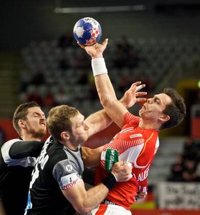 Handball Varazdin 21 01 2018 Championship men s men euro Championships second round Germany GER Denmark DAN Leach said Rasmus Denmark No 11 Steffen Weinhold Germany No 17 Hendrik Padmore Germany no. 13