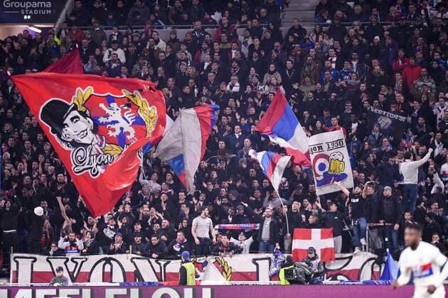 ILLUSTRATION - SUPPORTERS - DRAPEAUX FOOTBALL : Lyon vs Paris SG - Ligue 1 Conforama - 21 01 2018 AnthonyBIBARD FEP Panoramic 