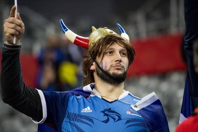 180122 a French supporter pa stands for handball match between Serbia and France in Handball CHAMPIONSHIP January 22, 2018 2018 in Zagreb  Copyright: LUDVIGxTHUNMAN BB180122LT002