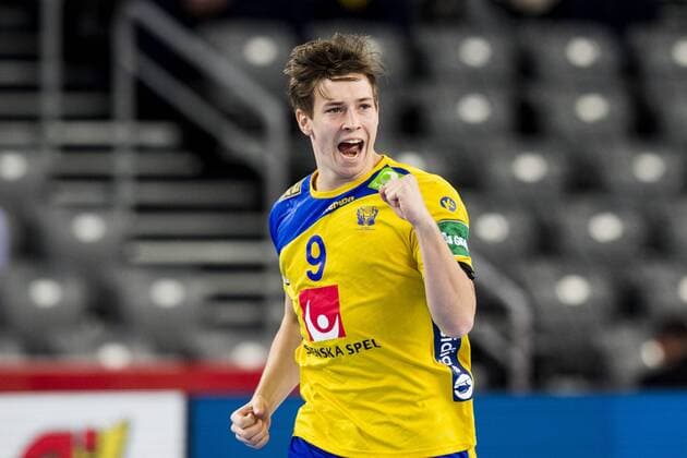 180122 Sweden s Jerry Tollbring rejoices in the handball game between Sweden and Russia during Handball CHAMPIONSHIPS on 22 January 2018 2018 in Zagreb  Copyright: LUDVIGxTHUNMAN BB180122LT046