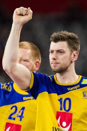 180122 Sweden s Niclas Ekberg exults in the handball game between Sweden and Russia during Handball CHAMPIONSHIPS on 22 January 2018 2018 in Zagreb  Copyright: LUDVIGxTHUNMAN BB180122LT088