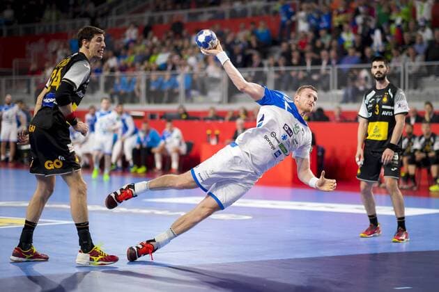 Blaz Blagotinsek Nr 3 Slovenia against Viran Morros de Argila Nr 24 Spain Slovenia Spain round handball EHF euro 2018 23 01 18 Varazdin-Varazdin Croatia Varazdin arena Copyright: xAgentur54Gradx xFelixxKoenigx