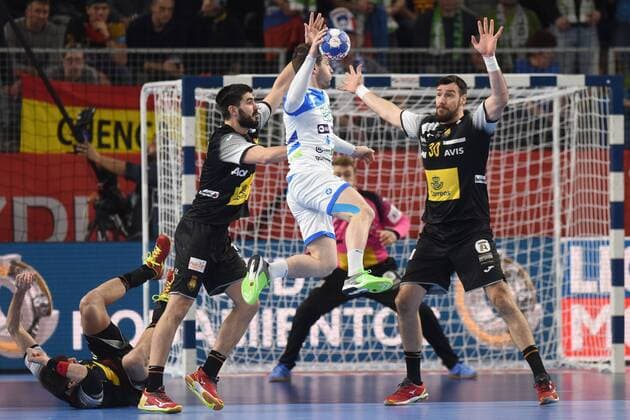 European Handball Championship, Group II, 2nd round, Slovenia - Spain 23.01.2018., Arena Varazdin, Varazdin, Croatia - 2018 European Men s Handball Championship, Group II, 2nd round, Slovenia - Spain. Eduardo Gurbindo, Miha Zarabec, Gedeon Guardiola VjeranxZganec-Rogulja PIXSELL