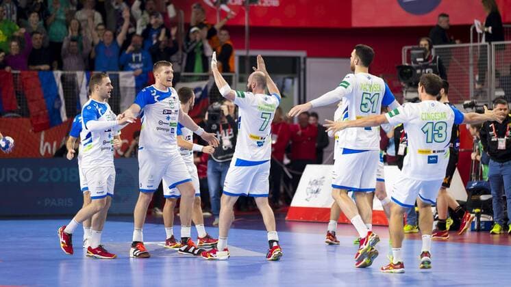 Blaz Blagotinsek Nr 3 Slovenia Gasper Marguc Nr 6 Slovenia Marko Bezjak Nr 25 Slovenia and Miha Zarabec Nr 23 Slovenia vid Kavticnik Nr 7 Slovenia Borut Mackovsek Nr 51 Slovenia and Darko Cingesar Nr 13 Slovenia are happy about the victory Slovenia Spain round handball EHF euro 2018 23 01 18 Varazdin-Varazdin Croatia Varazdin arena Copyright: xAgentur54Gradx xFelixxKoenigx