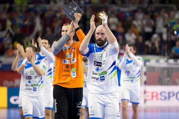 The Slovenian team of Gasper Marguc Nr 6 Slovenia Urh Kastelic Nr 99 Slovenia and vid Kavticnik Nr 7 Slovenia is delighted after defeating Slovenia Spain round handball EHF euro 2018 23 01 18 Varazdin-Varazdin Croatia Varazdin arena Copyright: xAgentur54Gradx xFelixxKoenigx