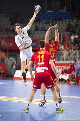 Stanislav Kasparek Nr 17 Czech Republic against Filip Valley ski Nr 11 Macedonia and Velko Syncho ski Nr 14 Macedonia Macedonia Czech Republic round handball EHF euro 2018 23 01 18 Varazdin-Varazdin Croatia Varazdin arena Copyright: xAgentur54Gradx xFelixxKoenigx