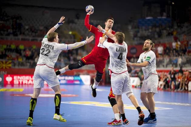 Filip Mirkulovski Nr 13 Macedonia against Peter Slachta No. 22 Czech Republic Jan Landa No. 4 Czech Republic and Pavel Horak Nr 13 Czech Republic Czech Republic of Macedonia round handball EHF euro 2018 23 01 18 Varazdin-Varazdin Croatia Varazdin arena Copyright: xAgentur54Gradx xFelixxKoenigx