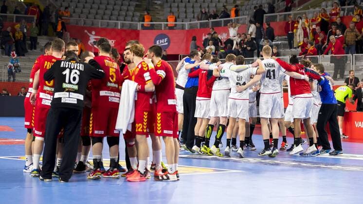 The Macedonian team the Czech team is Downhearted after the defeat, Macedonia Czech Republic round forward handball EHF euro 2018 23 01 18 Varazdin-Varazdin Croatia Varazdin arena Copyright: xAgentur54Gradx xFelixxKoenigx