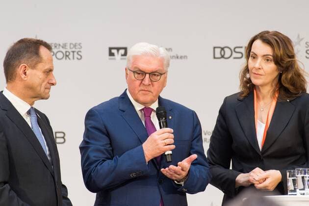 v l Alfons Hörmann Frank Walter Steinmeier President DZ Bank star of the sport Berlin 24 01 2018 Berlin Copyright: xEIBNER UwexKochx EP_UKH
